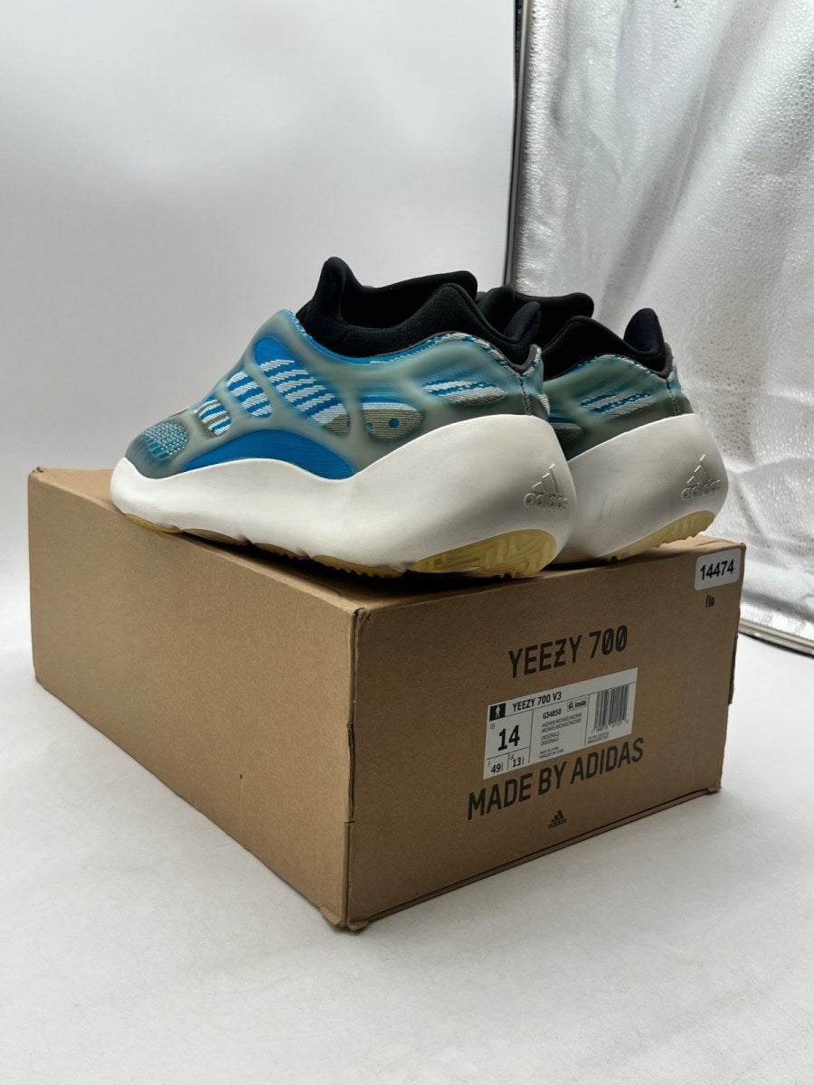 adidas Yeezy 700 V3 Arzareth 14 (Moderately Worn Pre-Owned)adidasAzareth/Azareth/Azareth - Image 6