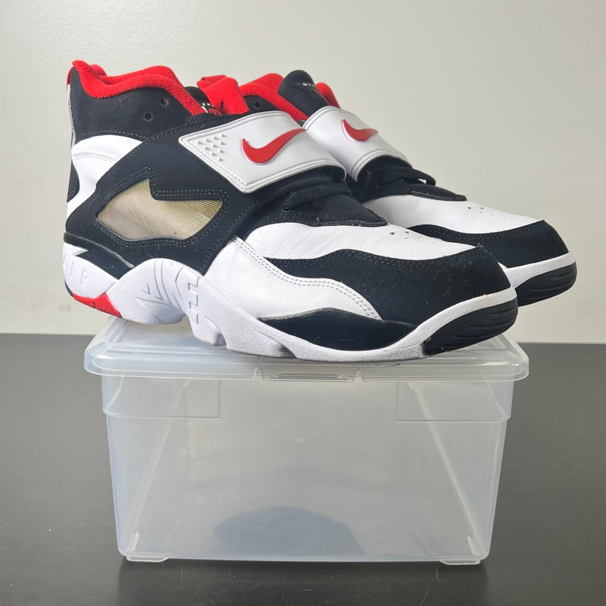 Nike Air Diamond Turf 49ers (2025) 13 (Lightly Worn Pre-Owned)NikeWhite/Fire Red/Black/Metallic Gold - Image 1