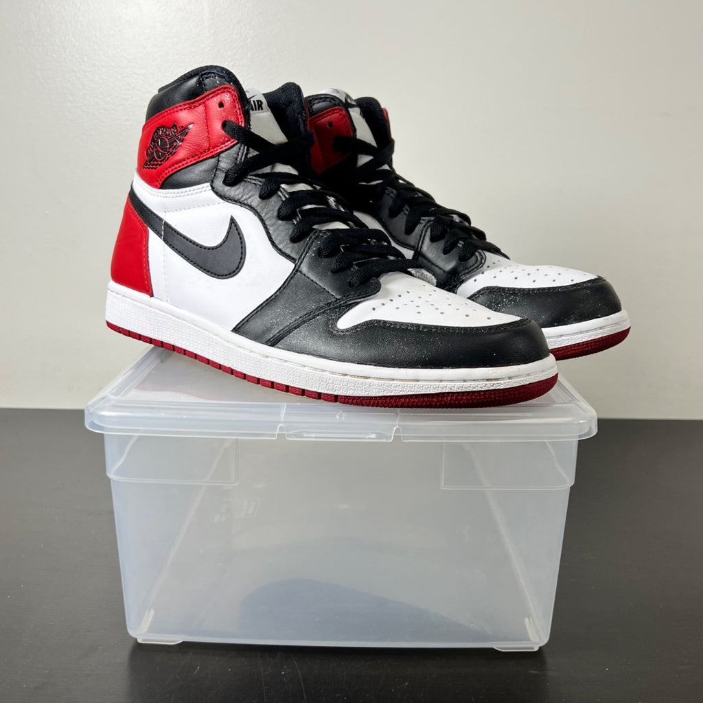 Jordan 1 Retro Black Toe (2016) 10 (Lightly Worn Pre-Owned)JordanWhite/Varsity Red/Black - Image 1