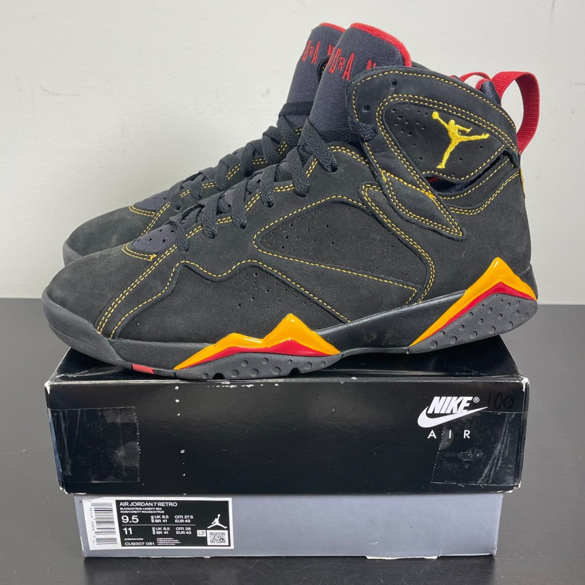 Jordan 7 Retro Citrus (2022) 9.5 (Moderately Worn Pre-Owned)JordanBlack/Citrus-Varsity Red - Image 3