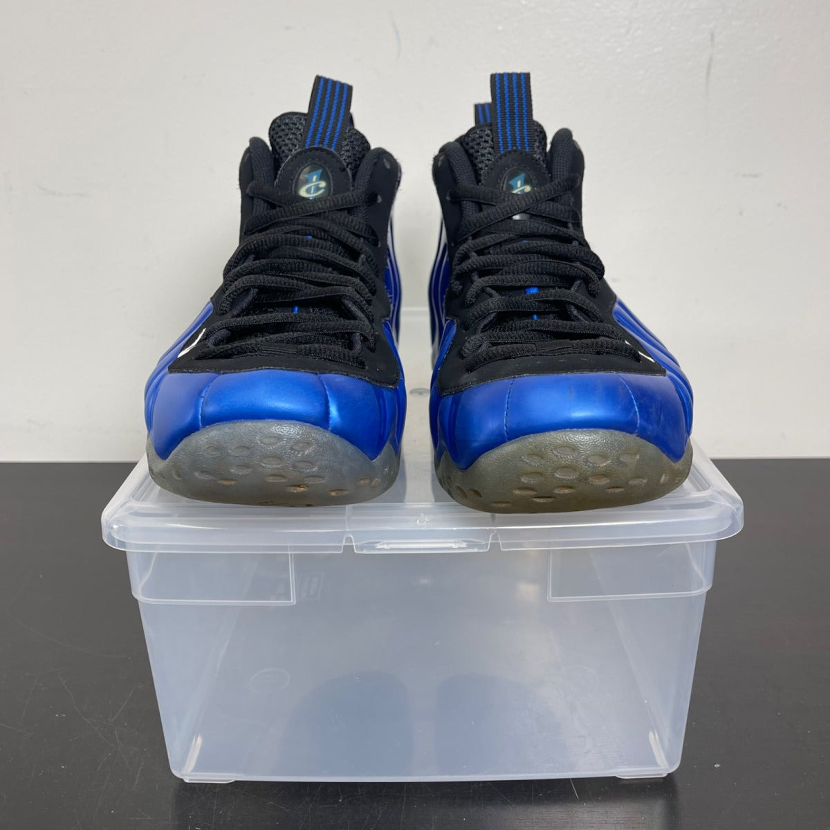 Nike Air Foamposite One Royal Blue XX 20th Anniversary (2017) 10 (Moderately Worn Pre-Owned)NikeDark Neon Royal/Black-White - Image 2