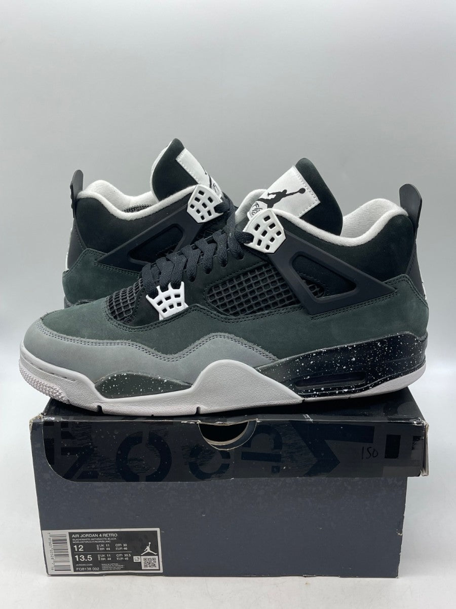 Jordan 4 Retro Fear (2024) 12 (Moderately Worn Pre-Owned)JordanBlack/White/Anthracite/Black/Pure Platinum - Image 1