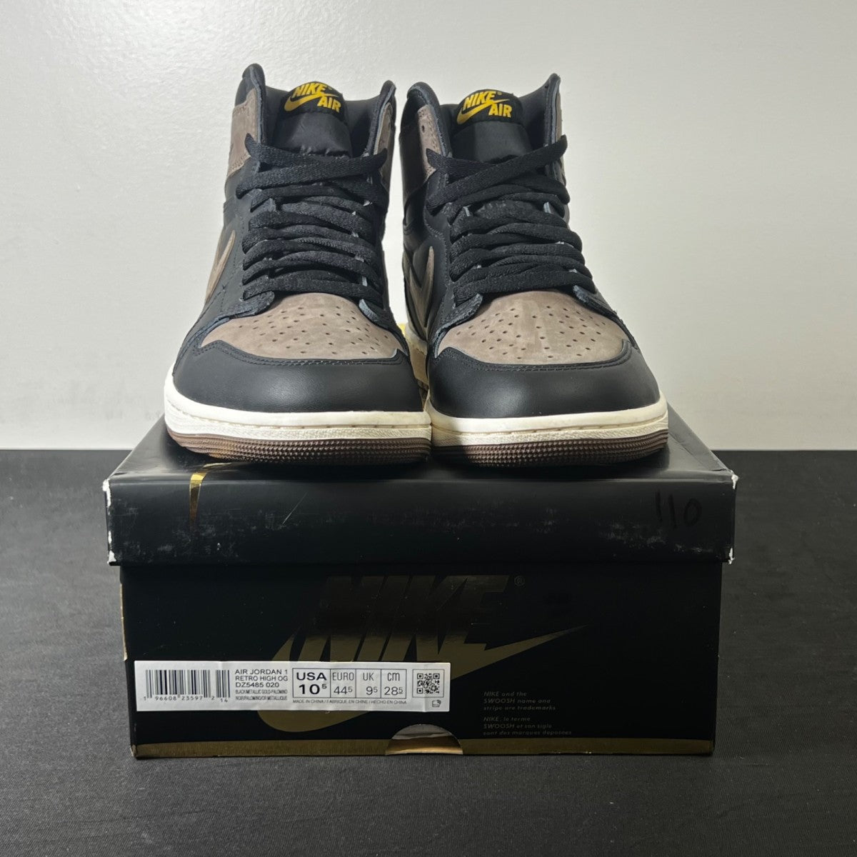 Jordan 1 Retro High OG Palomino 10.5 (Lightly Worn Pre-Owned)JordanBlack/Metallic Gold/Palomino/Sail - Image 2