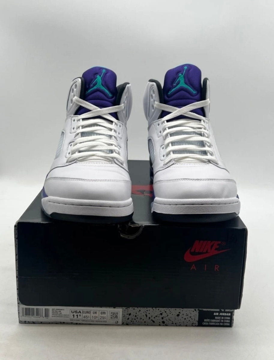 Jordan 5 Retro Grape (2025) 11.5 (Moderately Worn Pre-Owned)JordanWhite/Grape Ice-New Emerald - Image 2