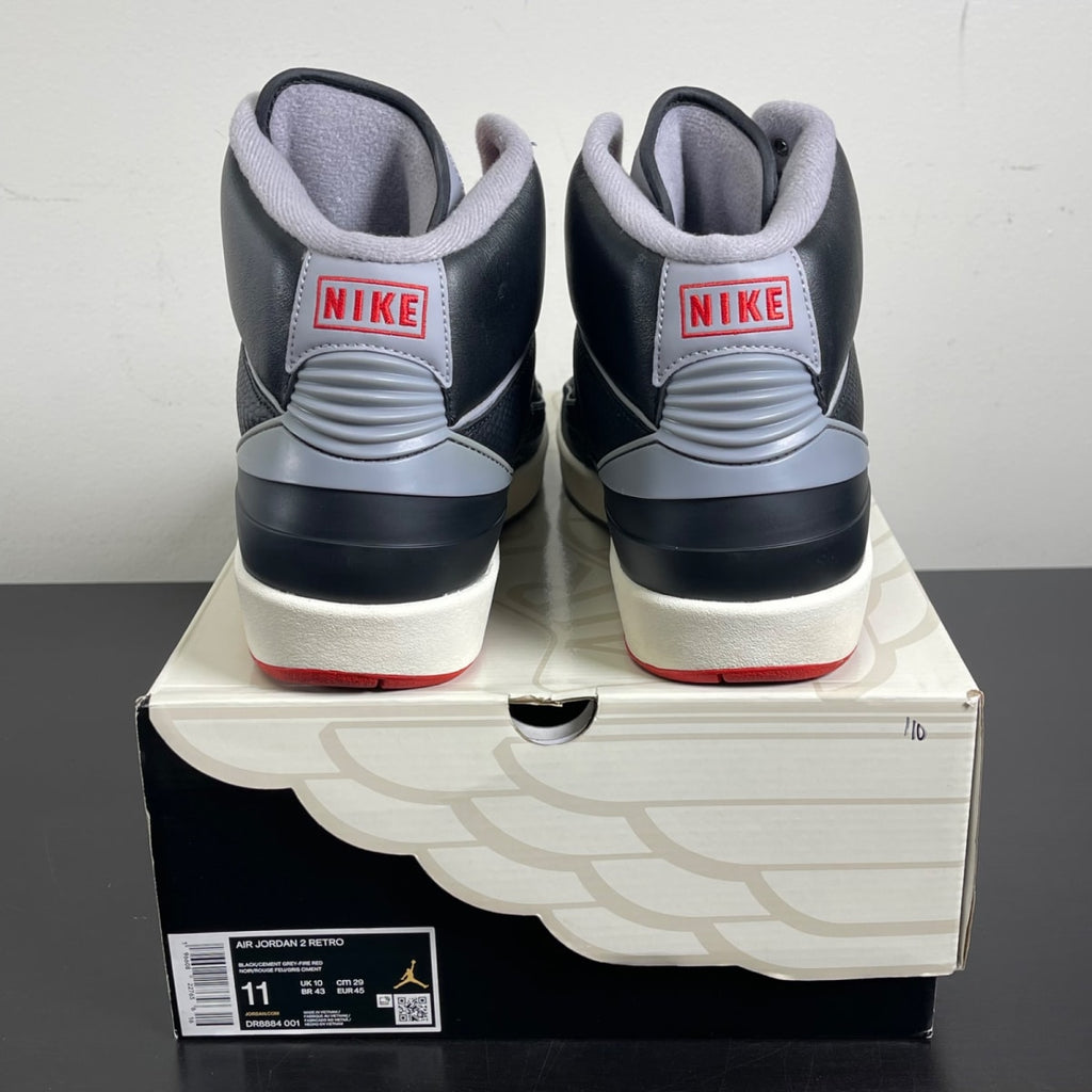 Jordan 2 Retro Black Cement 11 (Moderately Worn Pre-Owned)JordanBlack/Cement Grey/Fire Red/Sail - Image 4