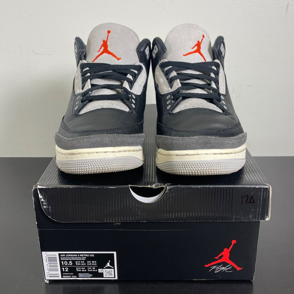 Jordan 3 Retro OG Rare Air 10.5 (Moderately Worn Pre-Owned)JordanBlack/Chile Red/Neutral Grey/Military Blue/Coconut Milk - Image 2