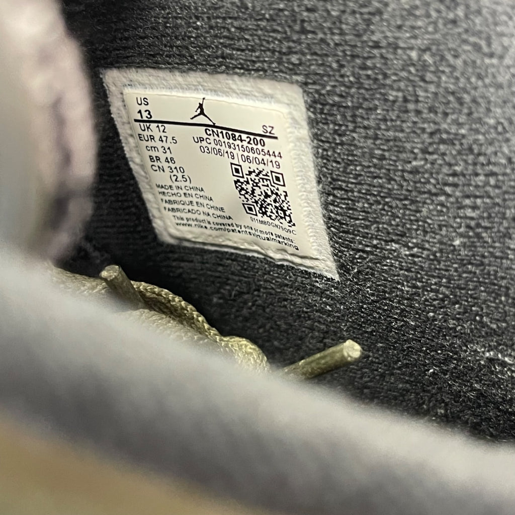Jordan 6 Retro Travis Scott 13 (Moderately Worn Pre-Owned)JordanMedium Olive/Black-Sail-University Red - Image 6