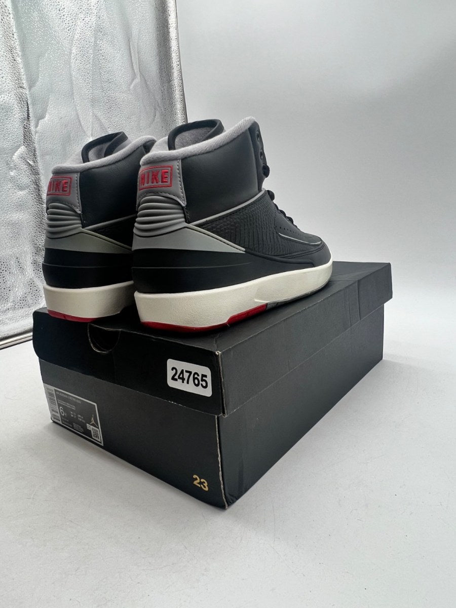Jordan 2 Retro Black Cement (GS) 6Y (Lightly Worn Pre-Owned)JordanBlack/Fire Red/Sail/Cement Grey - Image 5