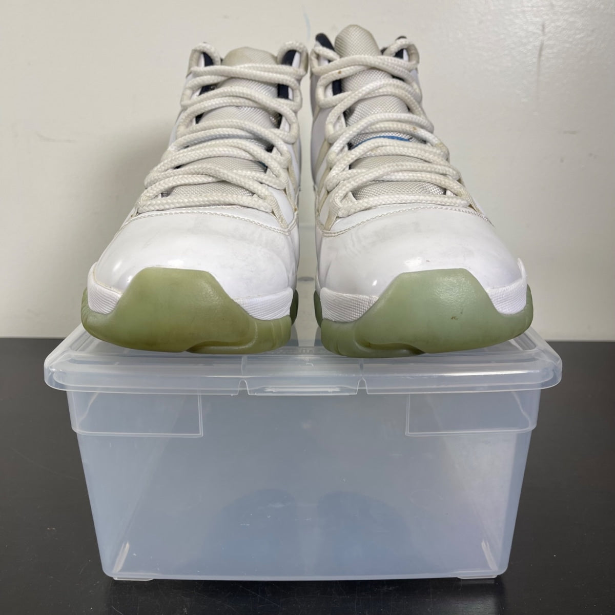 Jordan 11 Retro Legend Blue (2014) 12 (Moderately Worn Pre-Owned)JordanWhite/Black-Legend Blue - Image 2