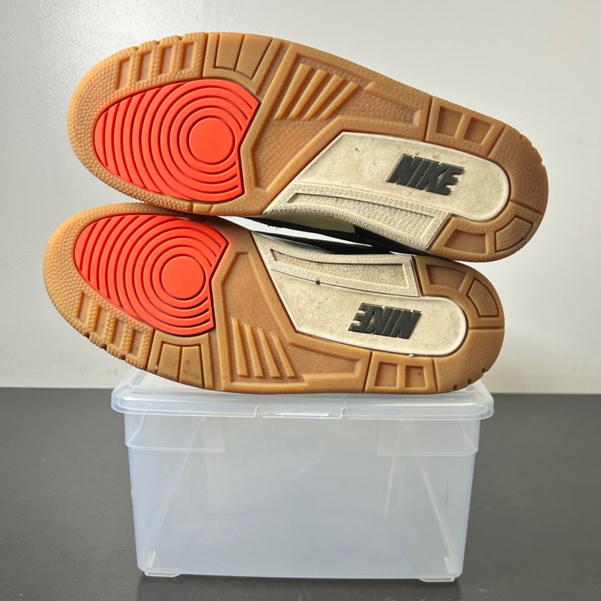 Jordan 3 Retro Family Affair 10 (Moderately Worn Pre-Owned)JordanMedium Olive/Sequoia/Neutral Olive/Sail/Total Crimson - Image 5