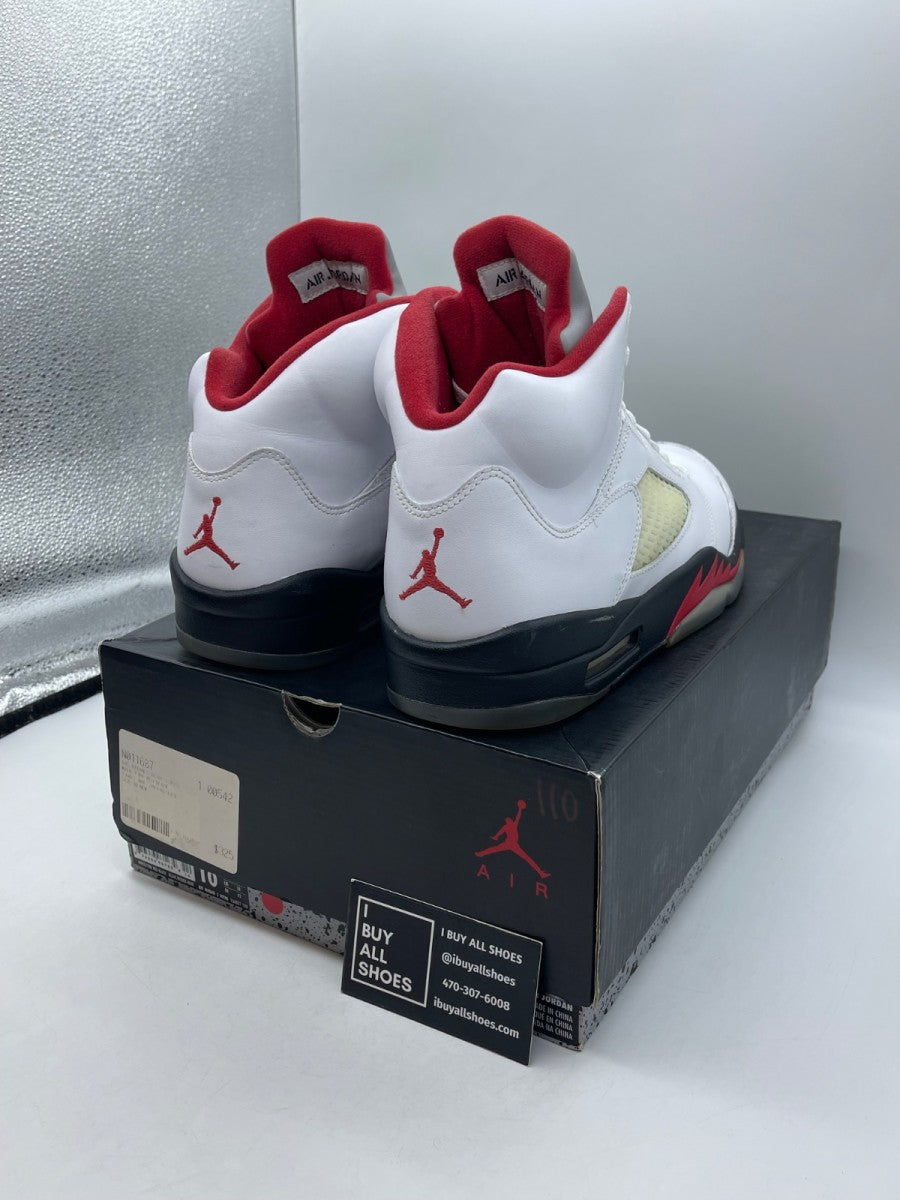 Jordan 5 Retro Fire Red (2013) 10 (Moderately Worn Pre-Owned) - Image 5
