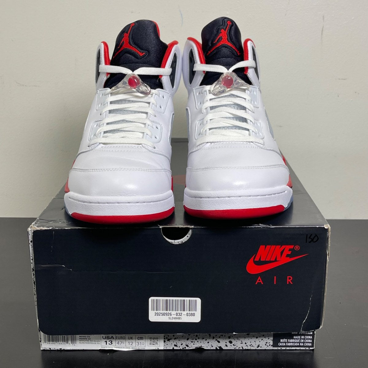 Jordan 5 Retro Fire Red Black Tongue (2025) 13 (Moderately Worn Pre-Owned)JordanWhite/Fire Red/Black - Image 2