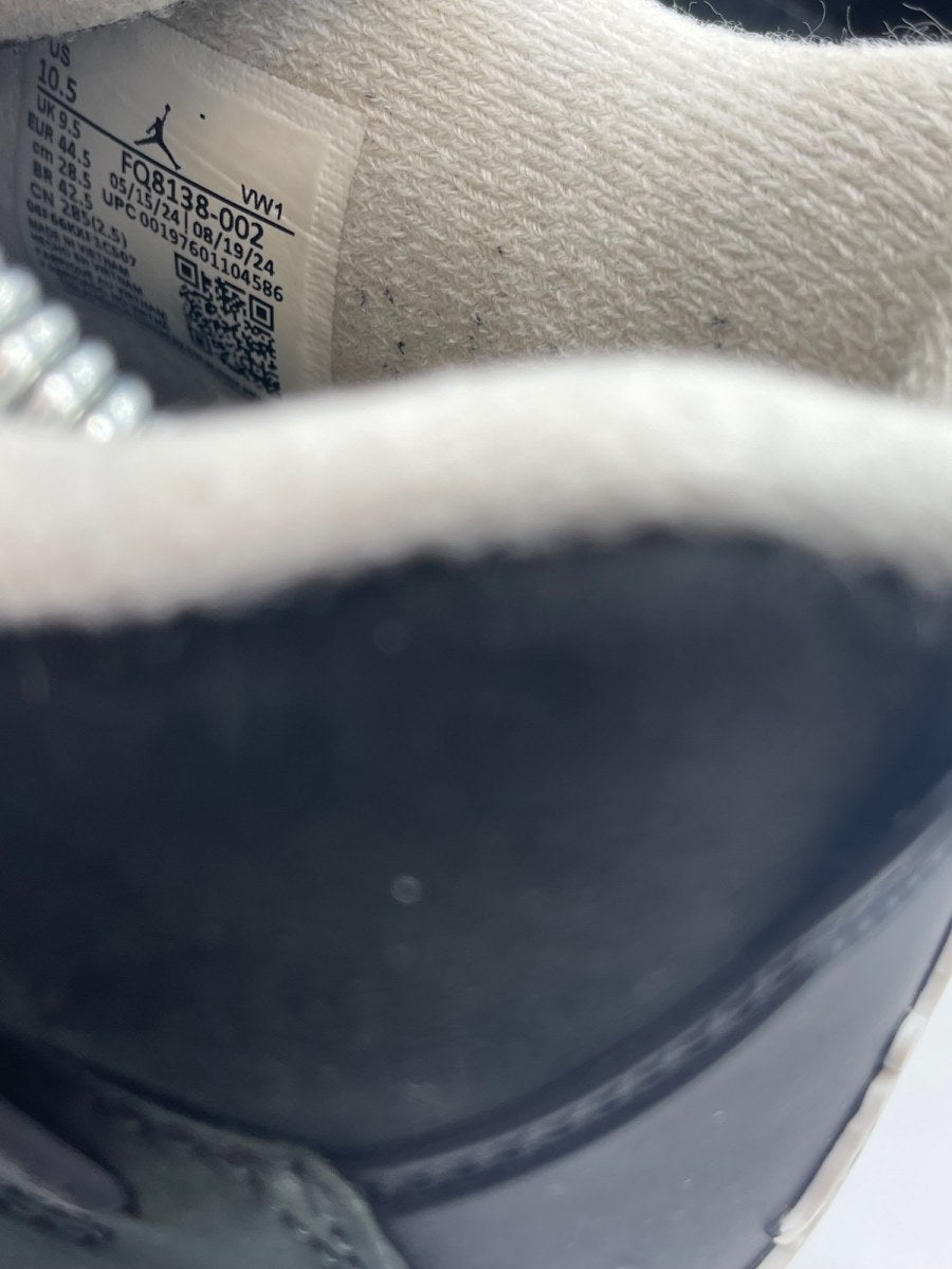 Jordan 4 Retro Fear (2024) (Size 10.5) - Image 8
