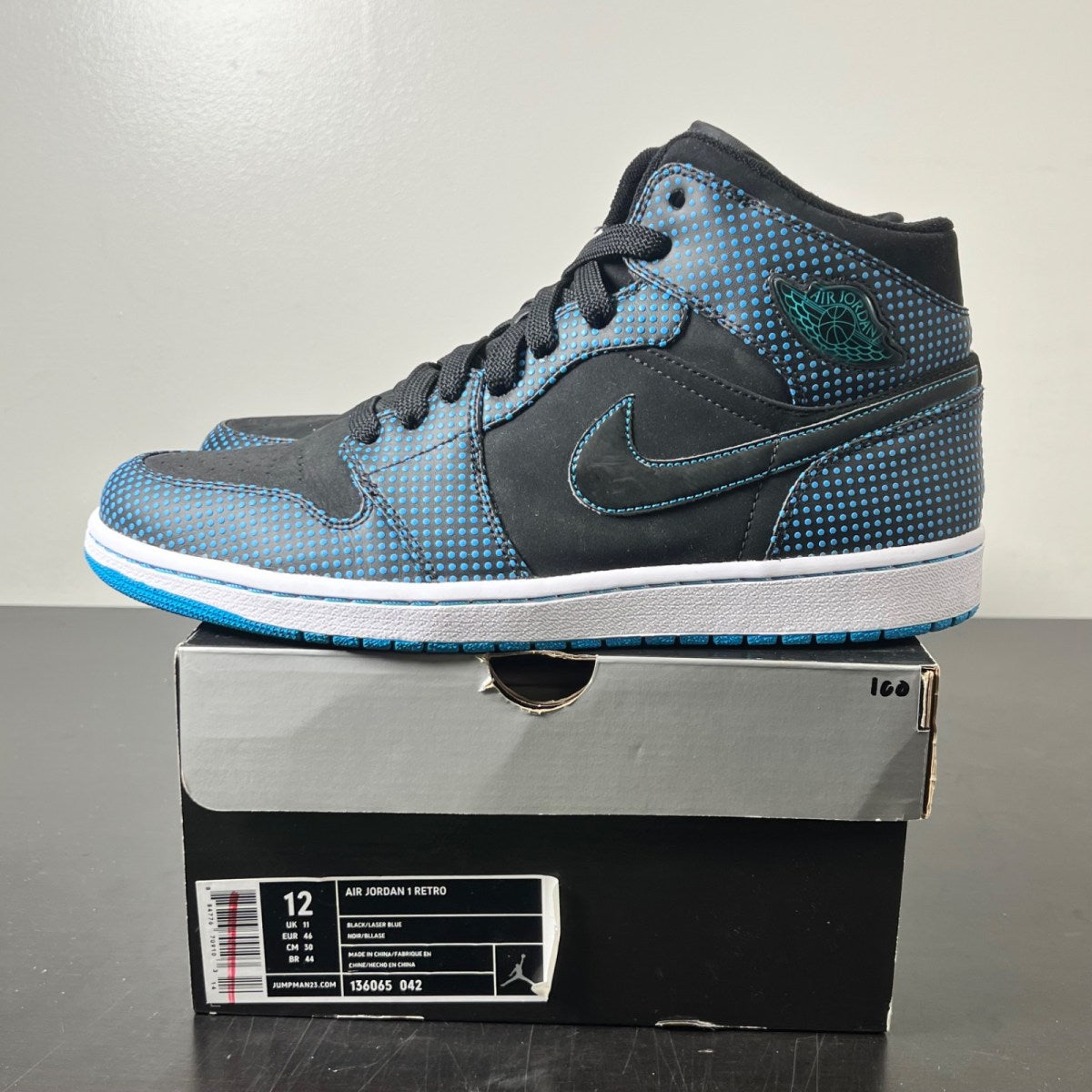 Jordan 1 Retro Polka Dot Laser Blue 12 (Lightly Worn Pre-Owned)JordanBlack/Laser Blue - Image 3