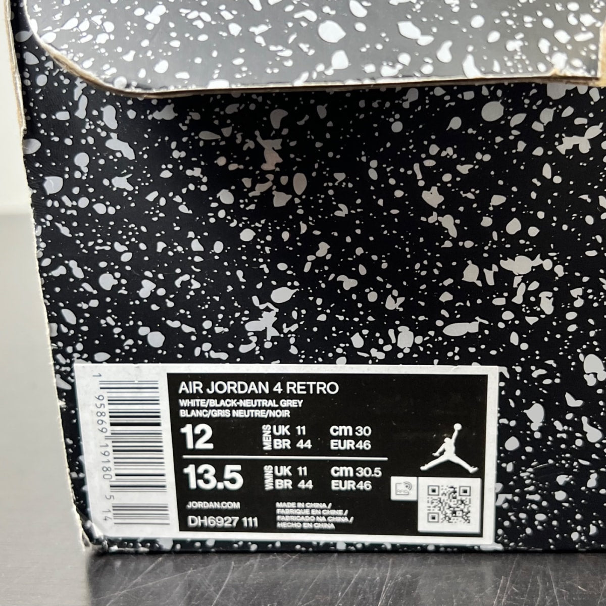 Jordan 4 Retro Military Black 12 (Moderately Worn Pre-Owned)JordanWhite/Black-Neutral Grey - Image 5