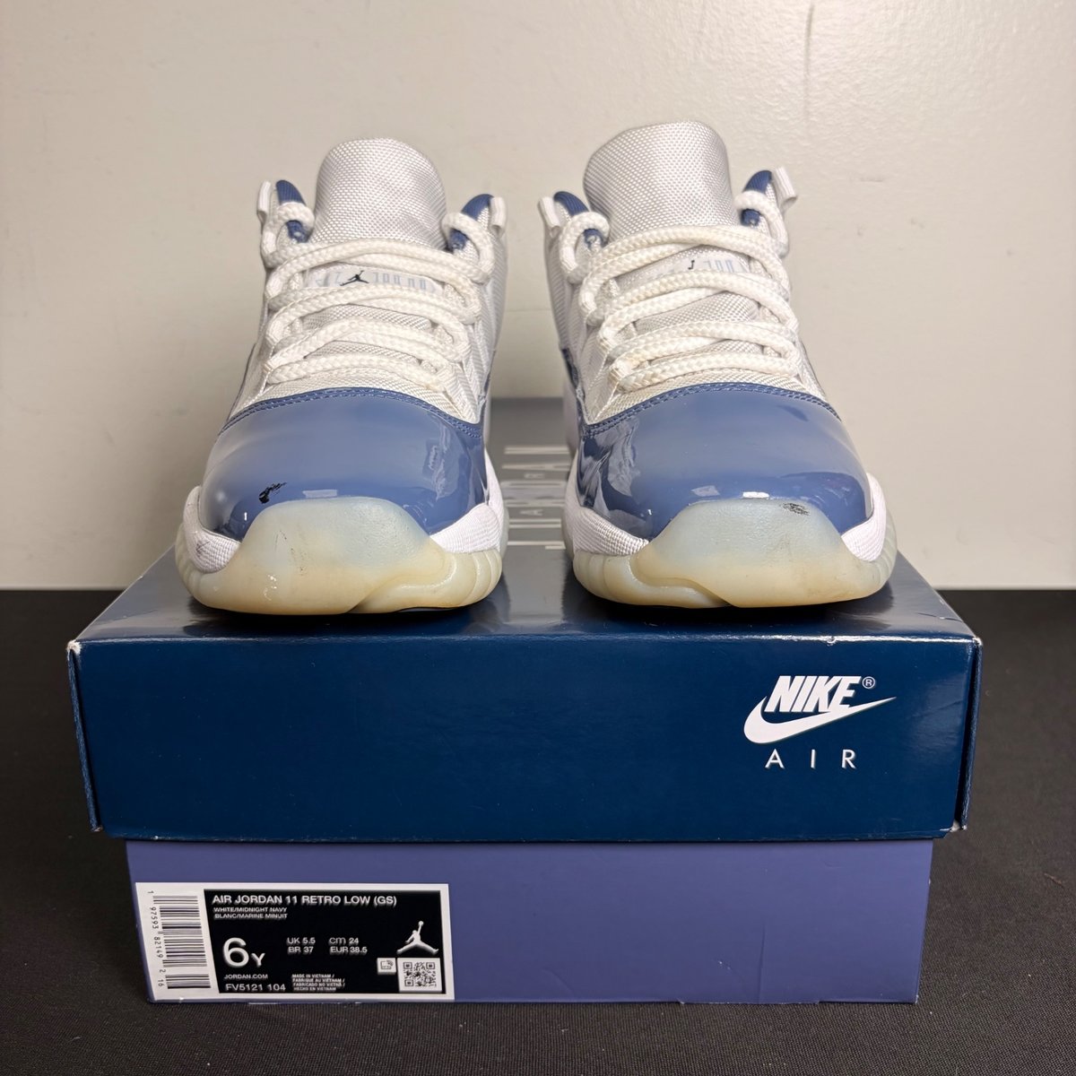 Jordan 11 Retro Low Diffused Blue (GS) (Size 6Y) - Image 2