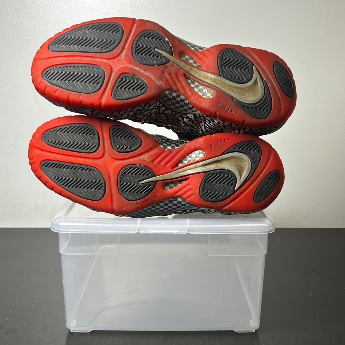 Nike Air Foamposite Pro Elephant Print 9.5 (Heavily Worn Pre-Owned)NikeWolf Grey/Black-Hyper Pink - Image 5
