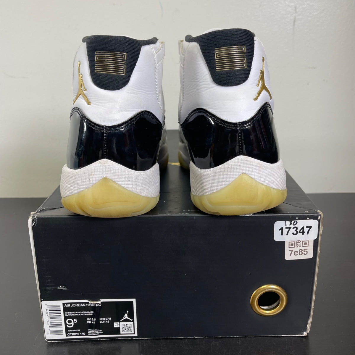 Jordan 11 Retro DMP Gratitude (2023) 9.5 (Moderately Worn Pre-Owned)JordanBlack/White/Metallic Gold - Image 4