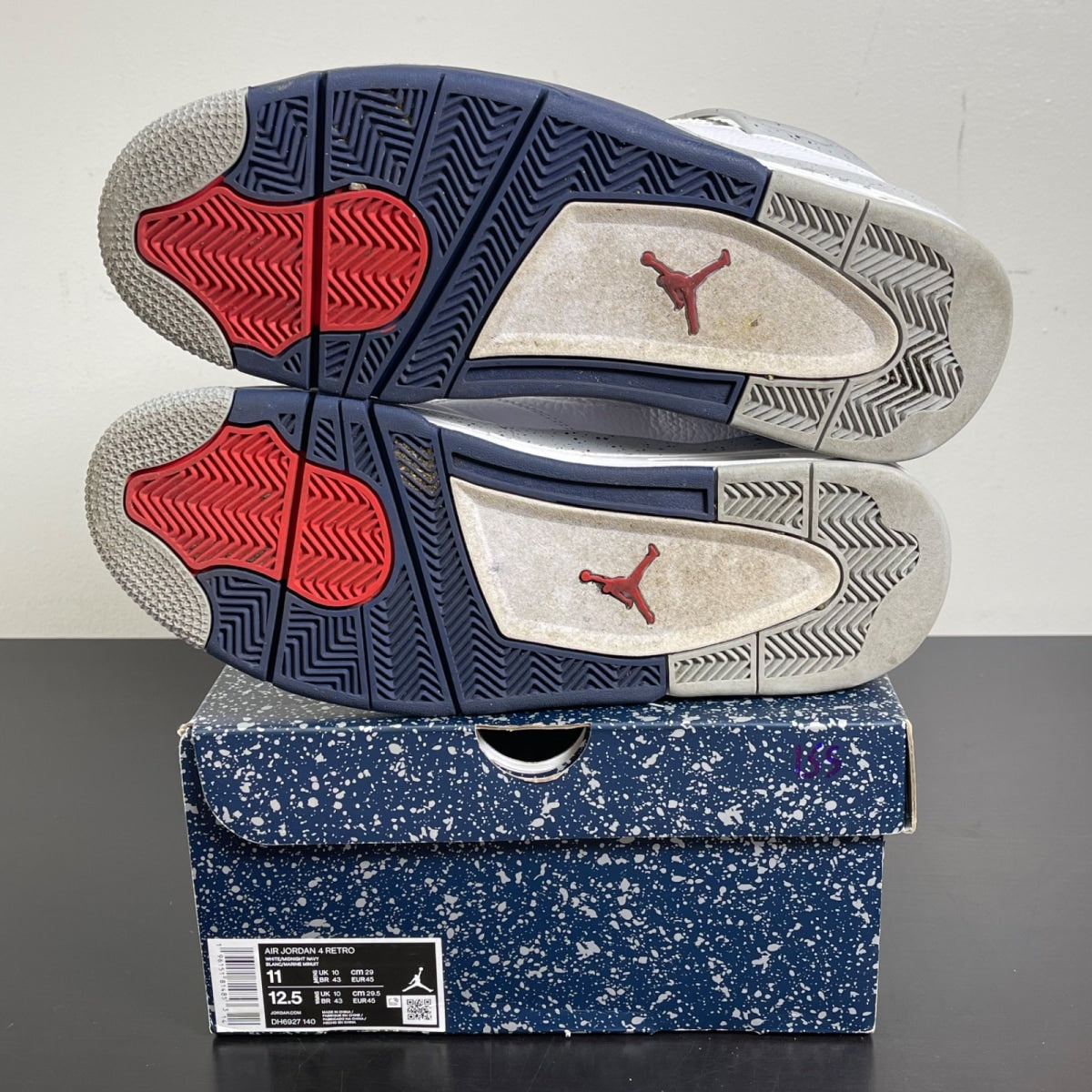 Jordan 4 Retro Midnight Navy 11 (Moderately Worn Pre-Owned)JordanWhite/Midnight Navy/Light Smoke Grey-Fire Red - Image 5