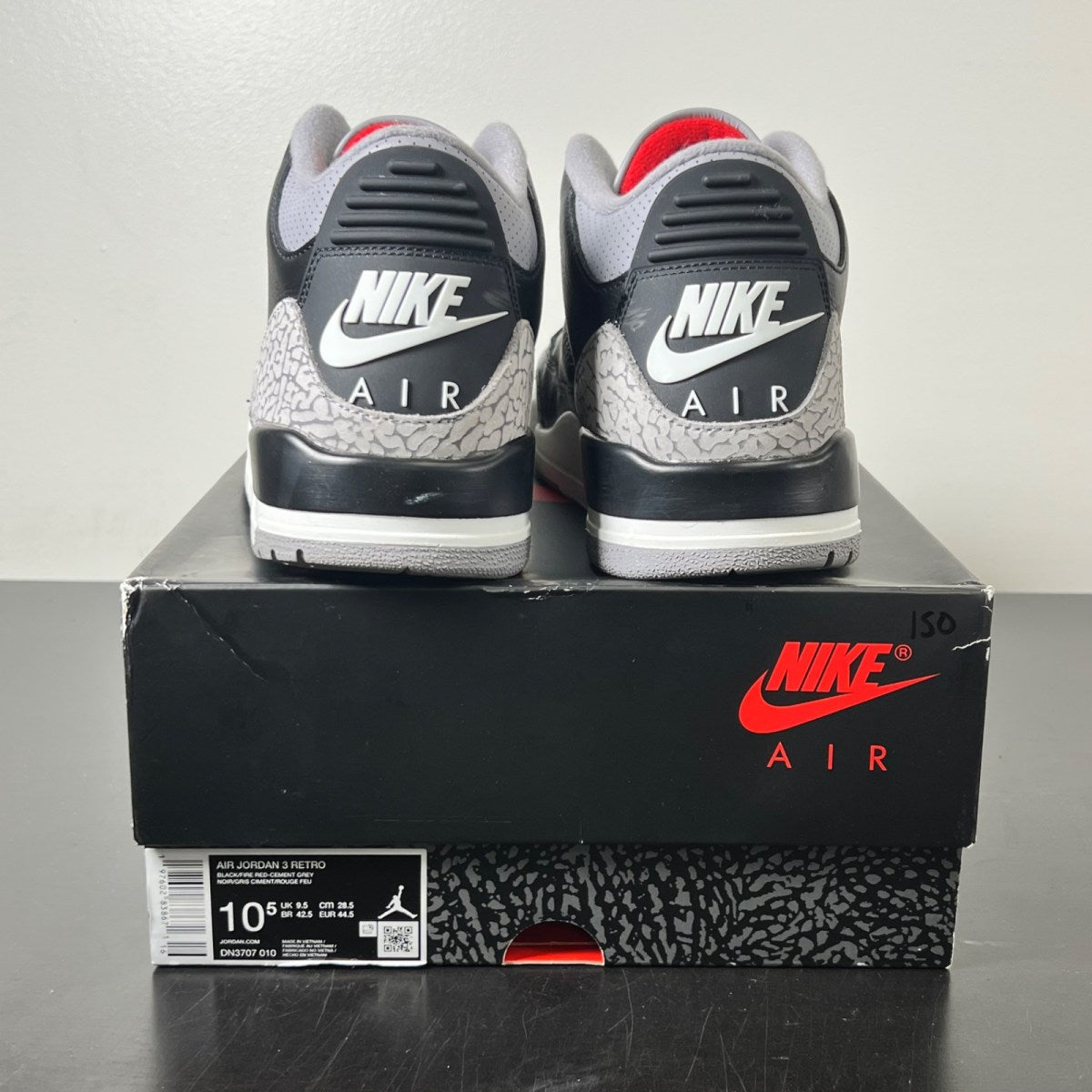 Jordan 3 Retro OG Black Cement (2024) 10.5 (Moderately Worn Pre-Owned)JordanBlack/Fire Red/Cement Grey/Sail - Image 5