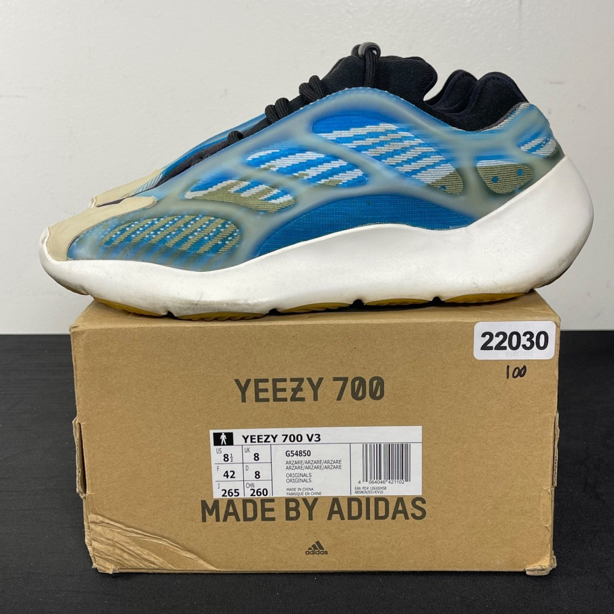 adidas Yeezy 700 V3 Arzareth 8.5 (Moderately Worn Pre-Owned)adidasAzareth/Azareth/Azareth - Image 3
