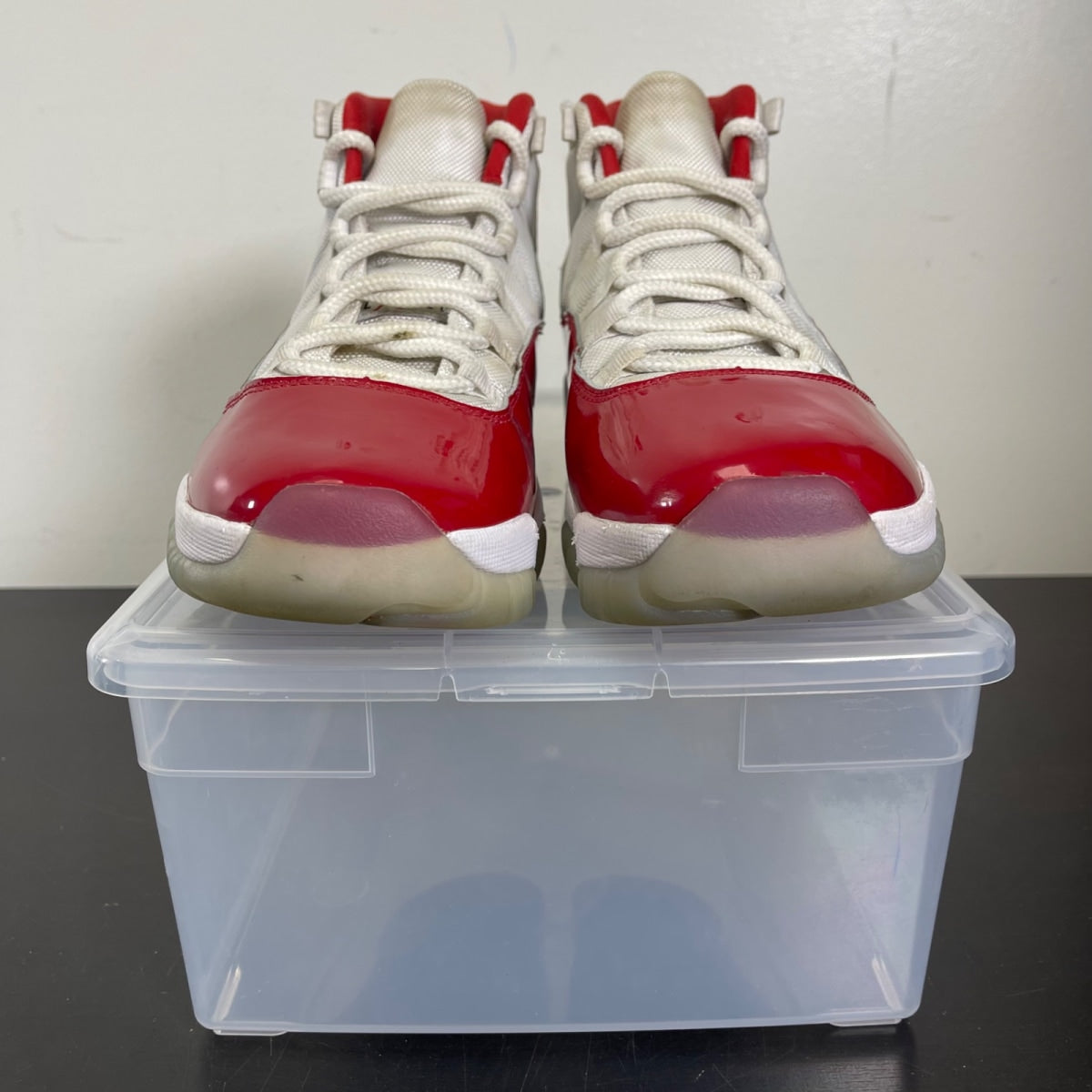 Jordan 11 Retro Cherry (2022) 10.5 (Moderately Worn Pre-Owned)JordanWhite/Varsity Red/Black - Image 2