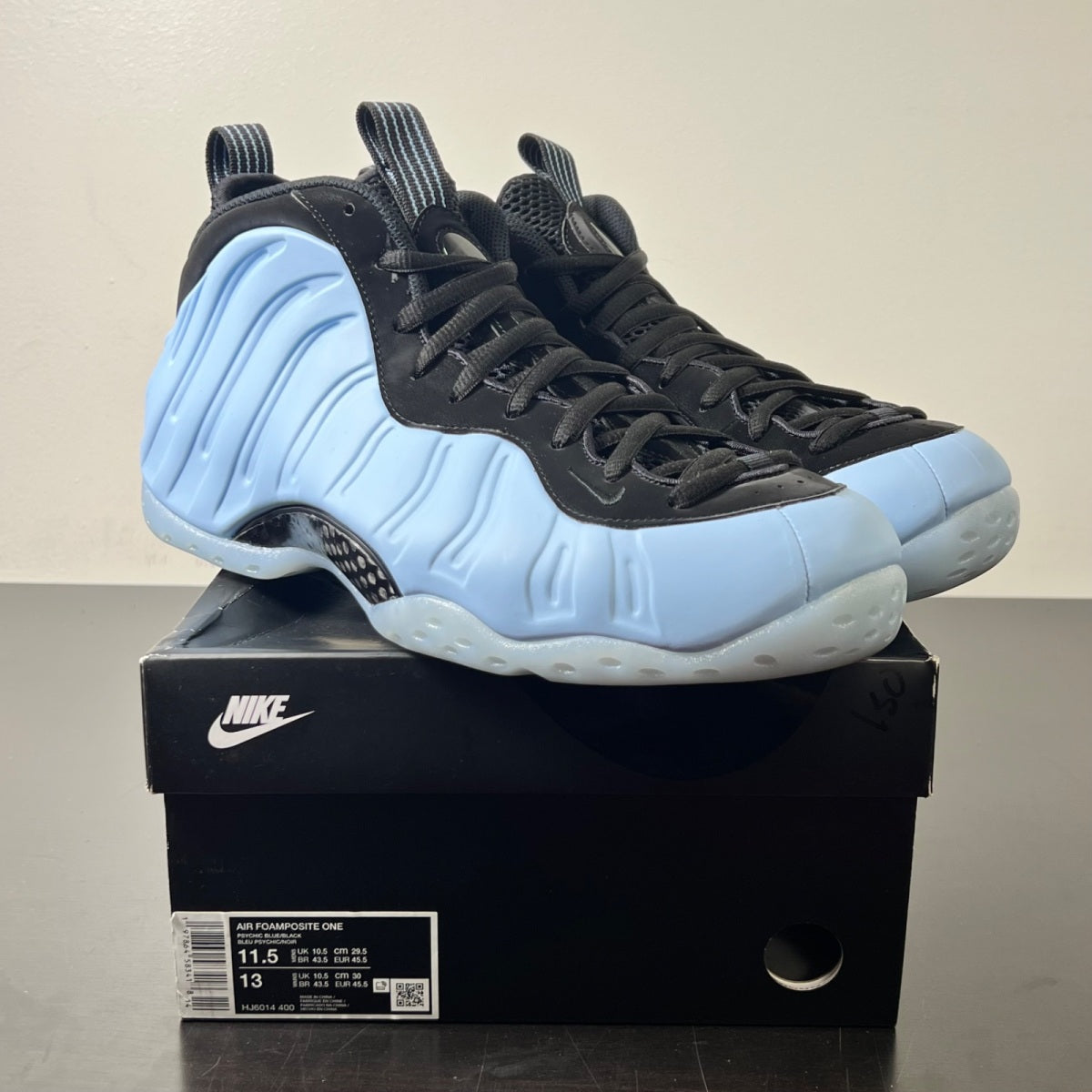 Nike Air Foamposite One Psychic Blue 11.5 (Lightly Worn Pre-Owned)NikePsychic Blue/Black - Image 1