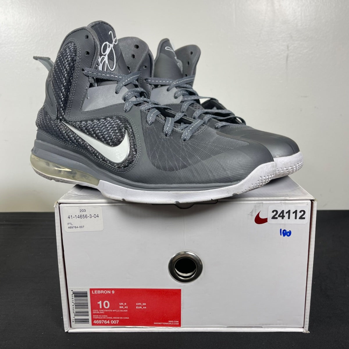 Nike LeBron 9 Cool Grey 10 (Moderately Worn Pre-Owned)Nikecool grey white metallic silver - Image 1