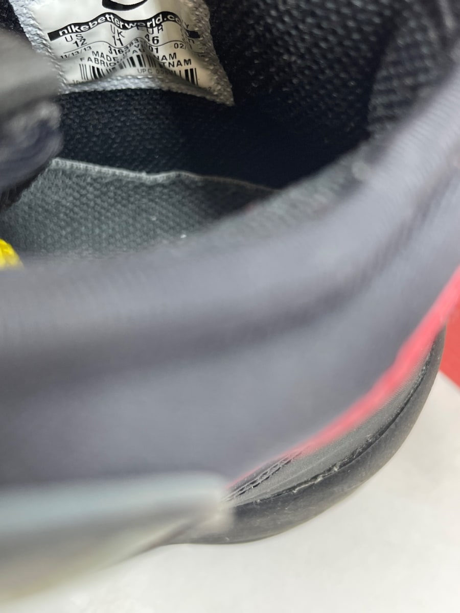 Nike Air Bakin OG (2014) 12 (Moderately Worn Pre-Owned)NikeBlack/Metallic Silver-Varsity Red-Orange Blaze - Image 8