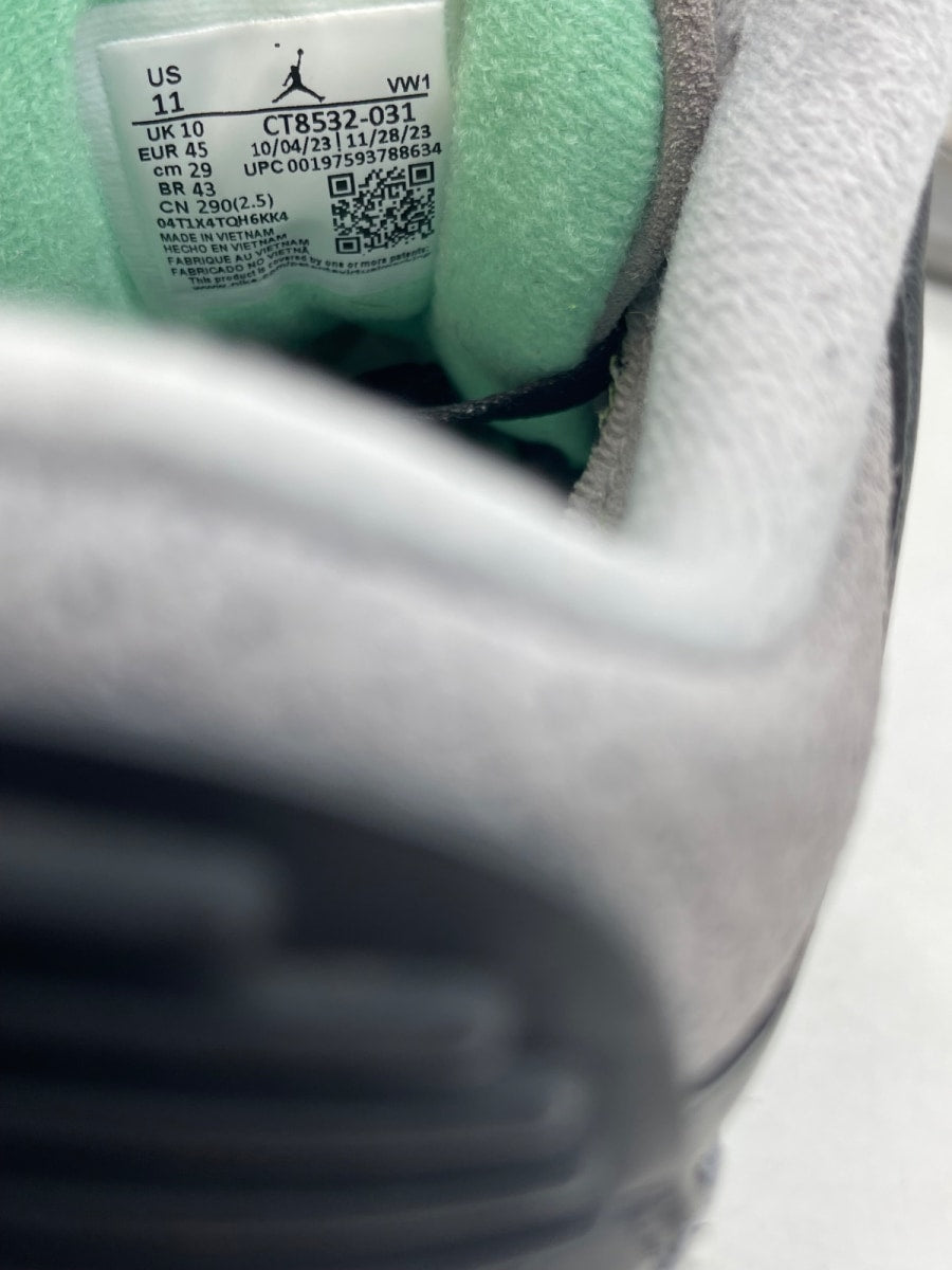Jordan 3 Retro Green Glow 11 (Moderately Worn Pre-Owned)JordanBlack/Green Glow/Wolf Grey/White - Image 8