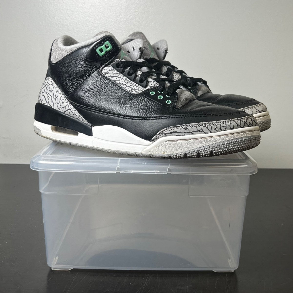 Jordan 3 Retro Green Glow 10 (Heavily Worn Pre-Owned)JordanBlack/Green Glow/Wolf Grey/White - Image 1