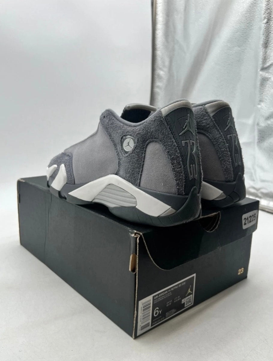 Jordan 14 Retro Flint Grey (GS) 6Y (Moderately Worn Pre-Owned)JordanFlint Grey/Stealth Grey/White - Image 8