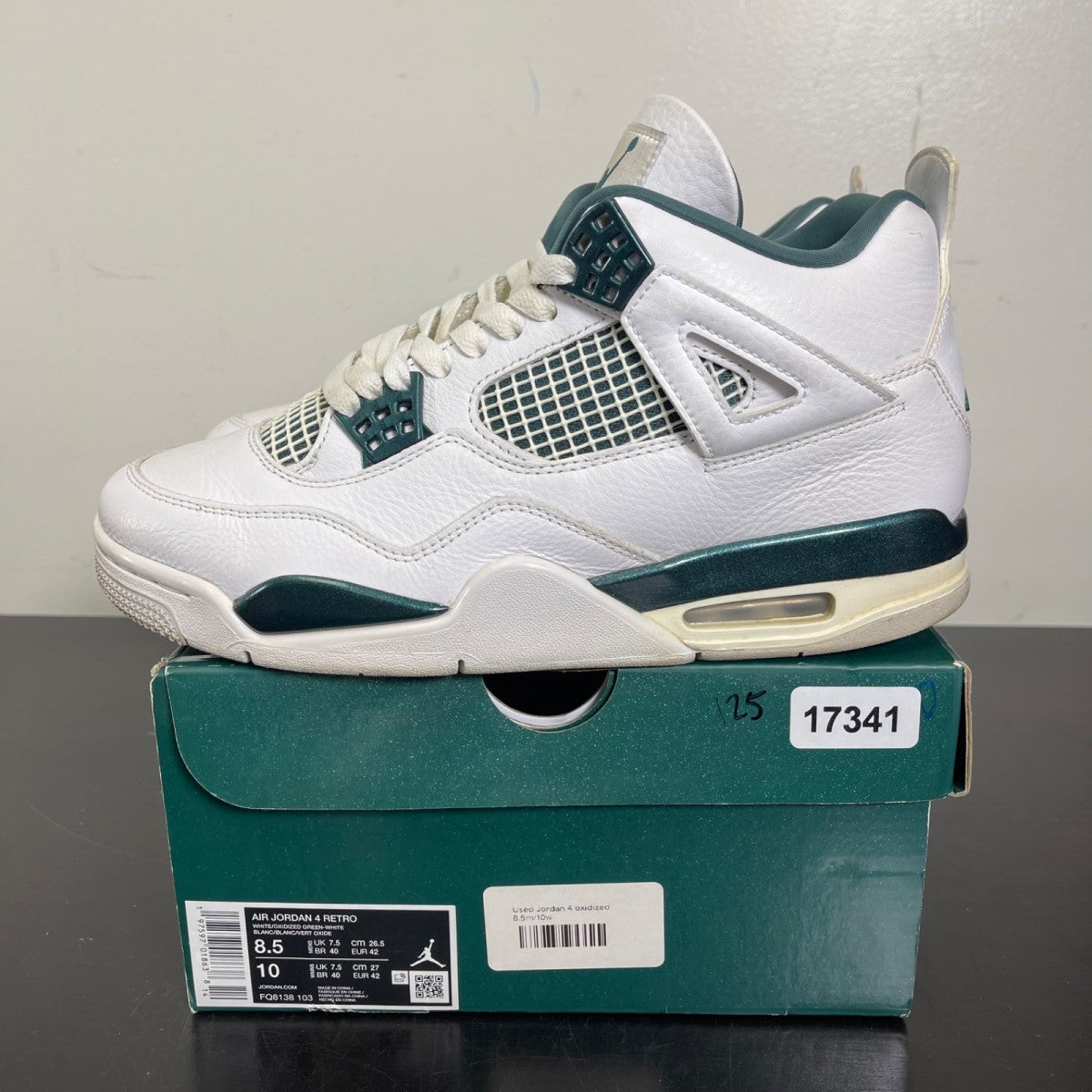 Jordan 4 Retro Oxidized Green 8.5 (Moderately Worn Pre-Owned)JordanWhite/Oxidized Green/White/Neutral Grey - Image 3