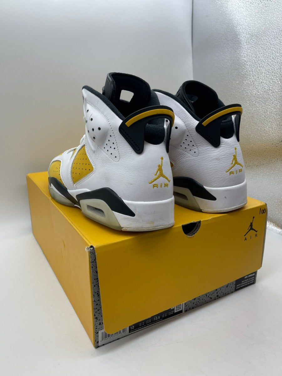 Jordan 6 Retro Yellow Ochre 12 (Moderately Worn Pre-Owned)JordanWhite/Yellow Ochre-Black - Image 4