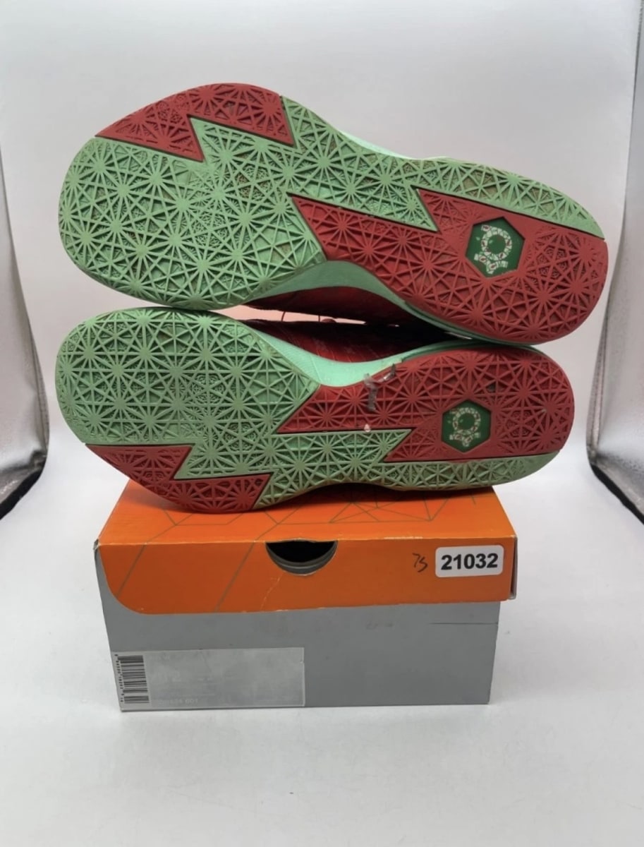Nike KD 6 'Christmas' 12 (Moderately Worn Pre-Owned)Nike - Image 7
