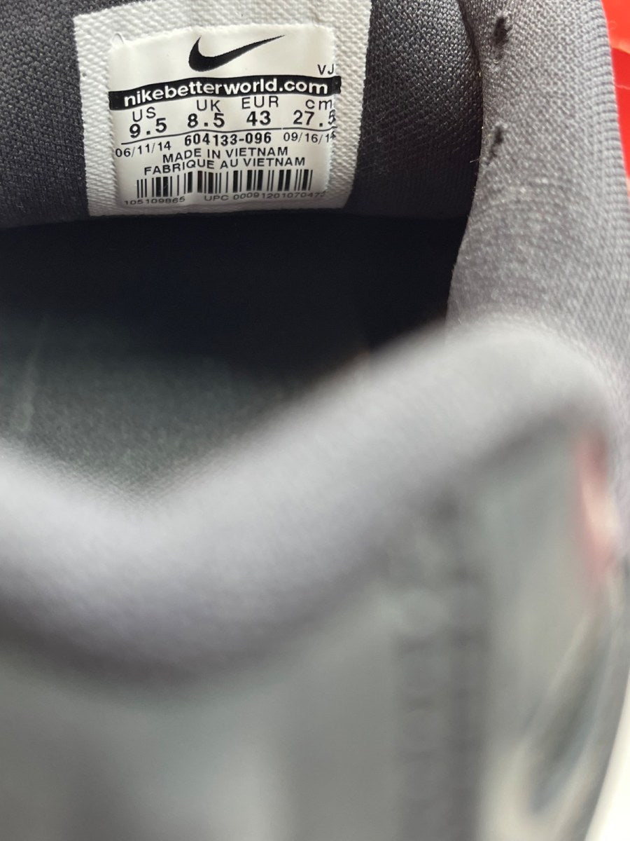 Nike Air Max Plus 9.5 (Moderately Worn Pre-Owned)Nike - Image 8