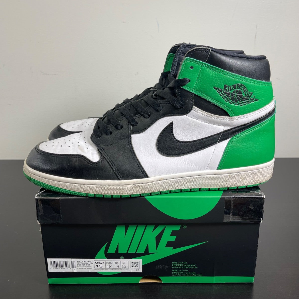 Jordan 1 Retro High OG Lucky Green 15 (Moderately Worn Pre-Owned)JordanBlack/Lucky Green-White - Image 3