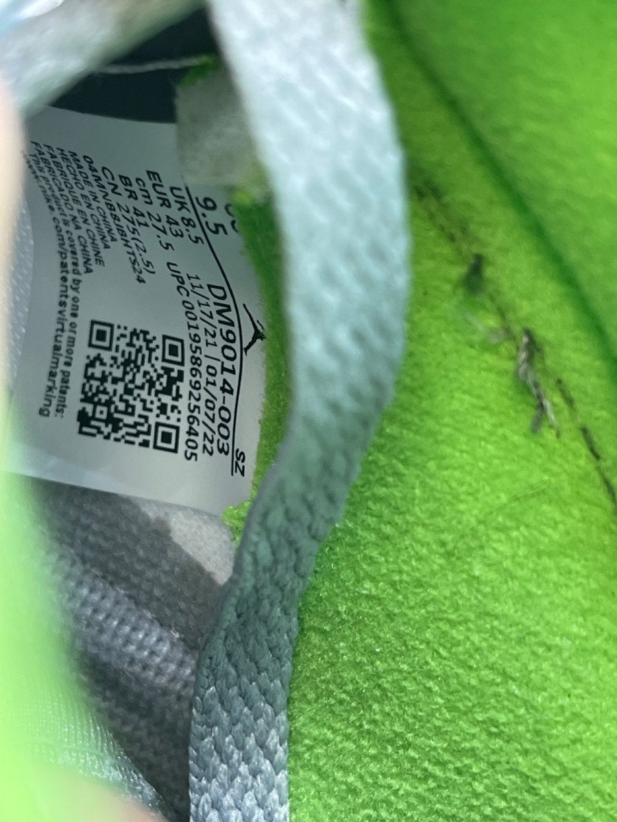 Jordan 5 Retro Green Bean (2022) 9.5 (Heavily Worn Pre-Owned) - Image 8