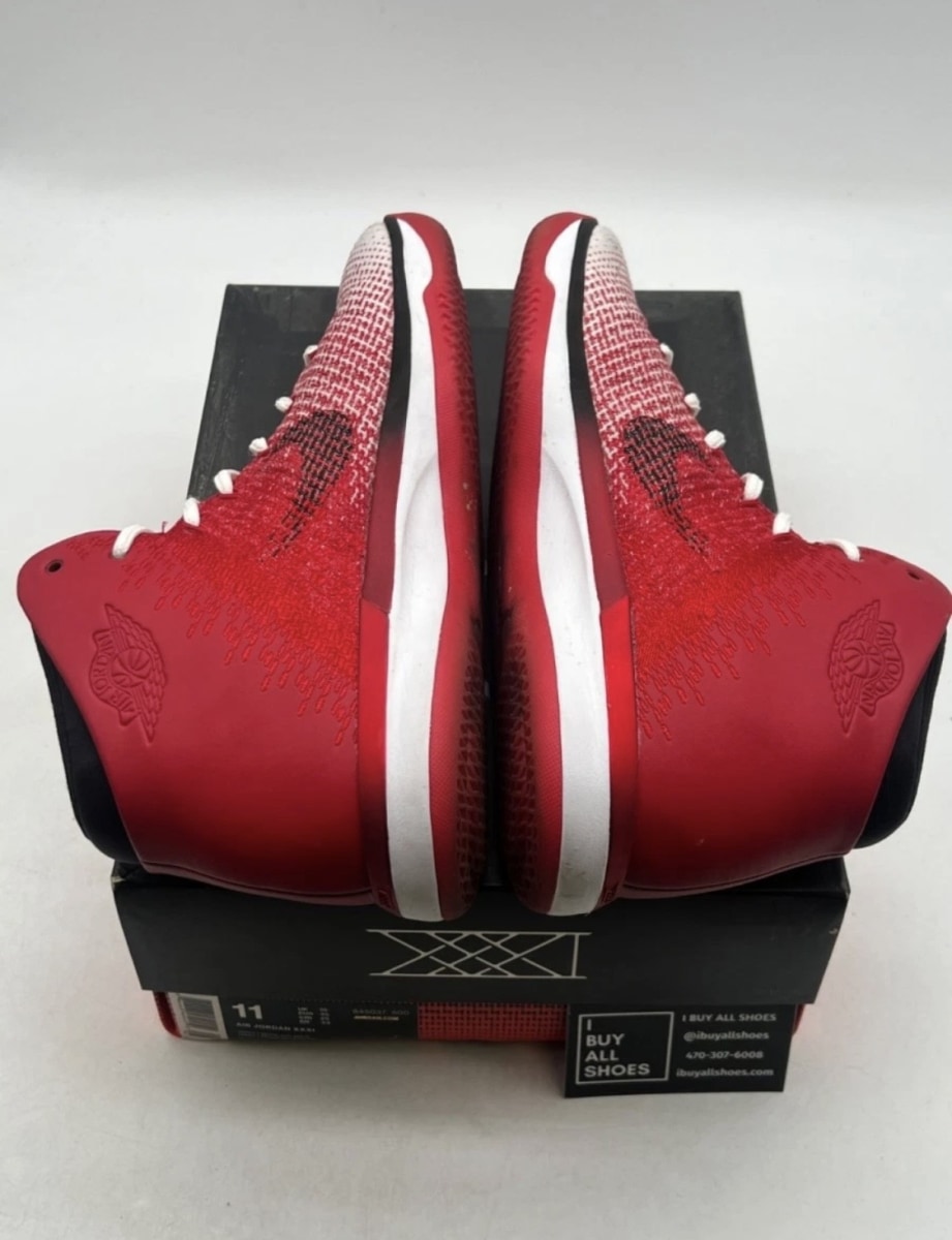 Jordan XXX1 Chicago 11 (Lightly Worn Pre-Owned)JordanUniversity Red/Black-White - Image 6