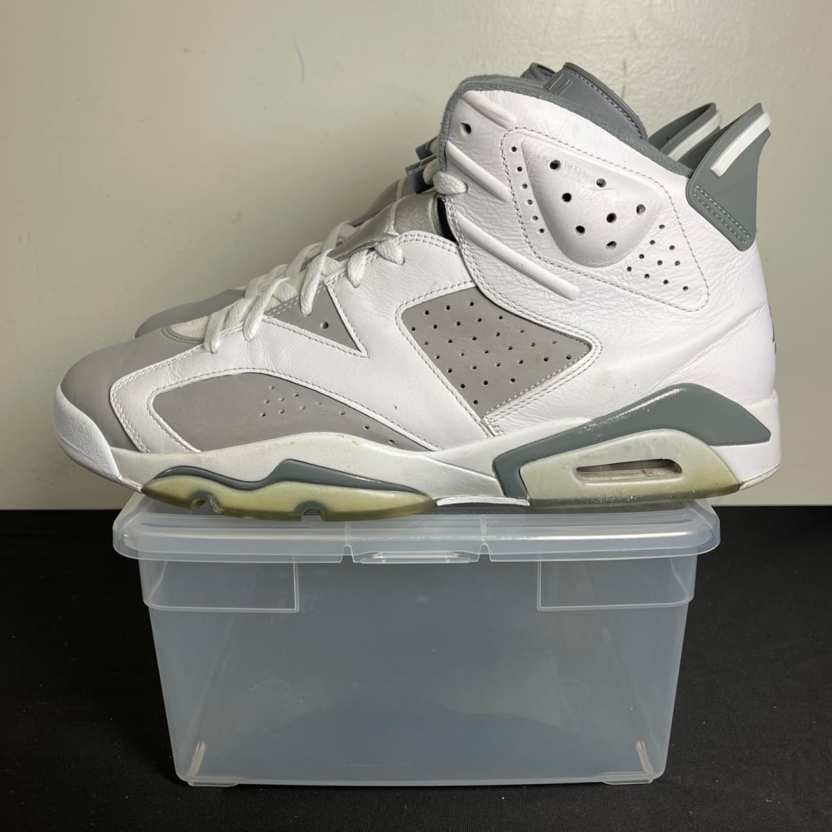 Jordan 6 Retro Cool Grey (Size 13) - aux