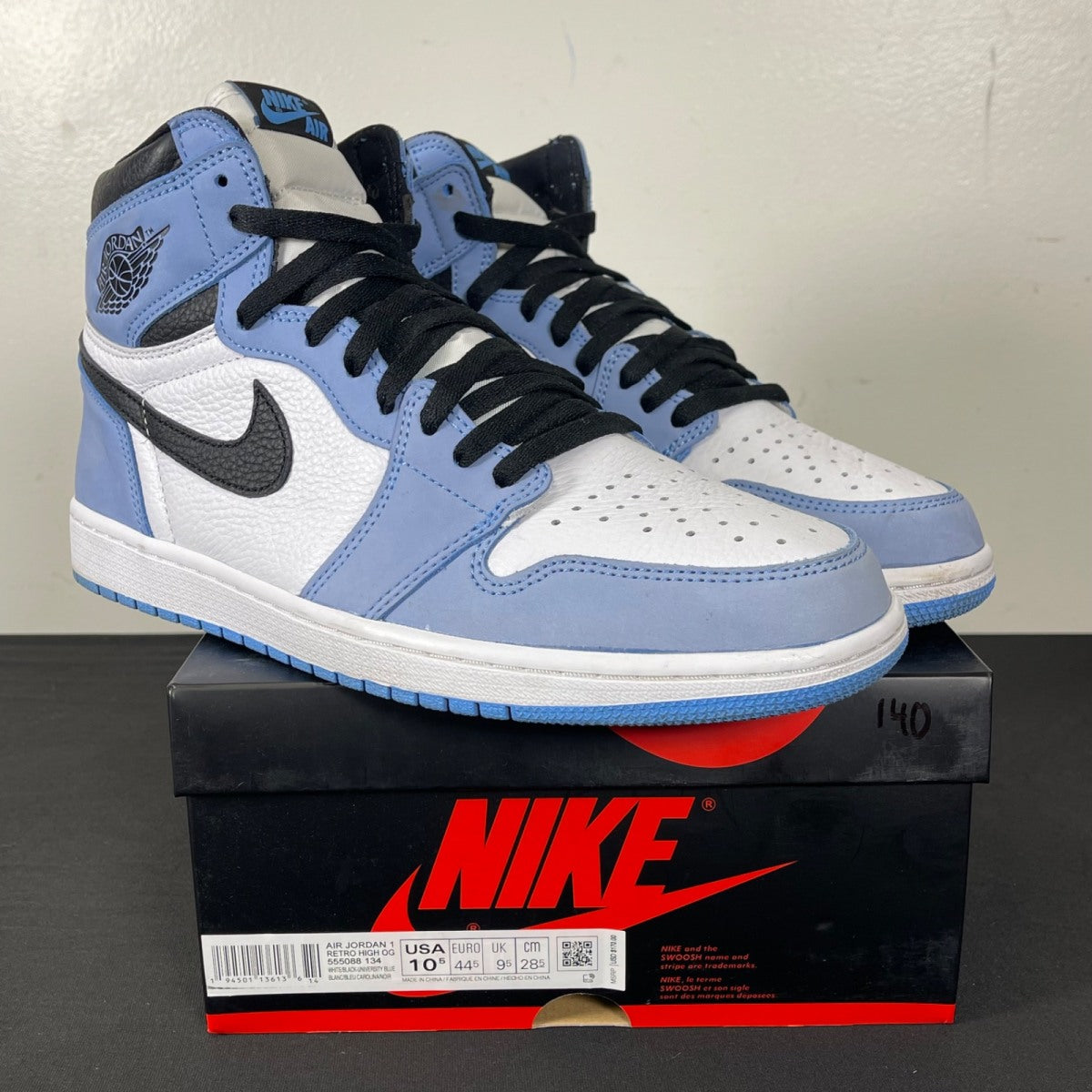 Jordan 1 Retro High OG University Blue 10.5 (Moderately Worn Pre-Owned)JordanWhite/University Blue-Black - Image 1