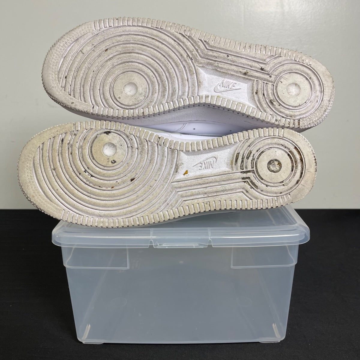 Nike Air Force 1 Low '07 White 9 (Moderately Worn Pre-Owned)NikeWhite/White - Image 5