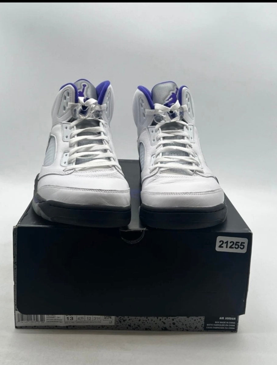Jordan 5 Retro Dark Concord 13 (Heavily Worn Pre-Owned)JordanWhite/Dark Concord-Black - Image 2