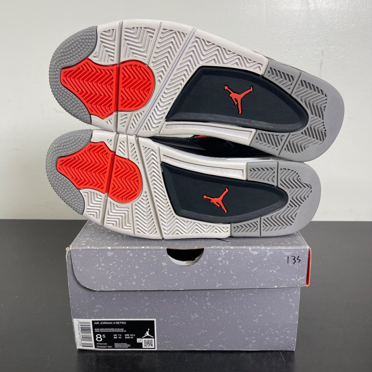 Jordan 4 Retro Infrared 8.5 (Moderately Worn Pre-Owned)JordanDark Grey/Infrared 23-Black-Cement Grey - Image 5