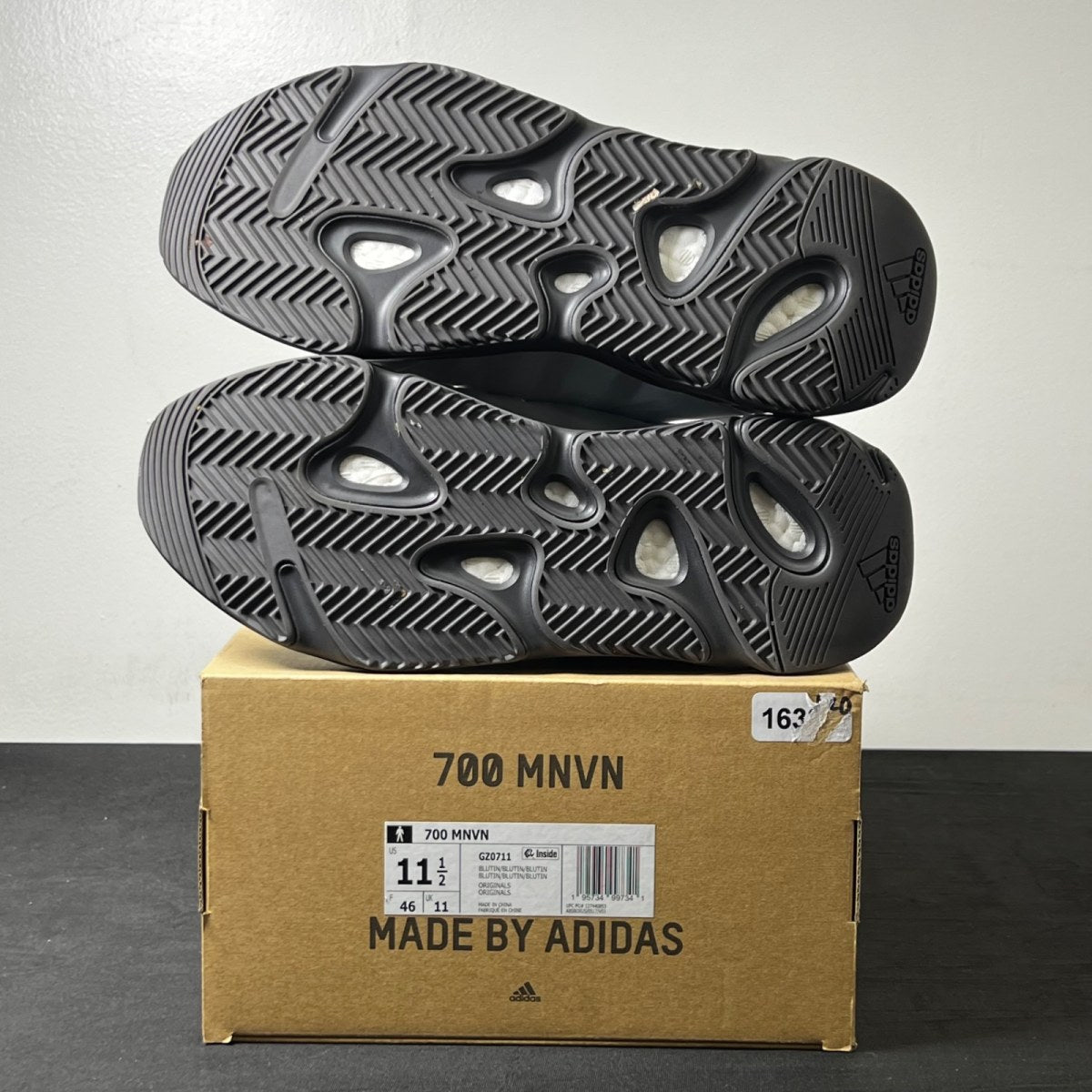 adidas Yeezy Boost 700 MNVN Blue Tint 11.5 (Lightly Worn Pre-Owned)adidasBlue Tint/Black - Image 6