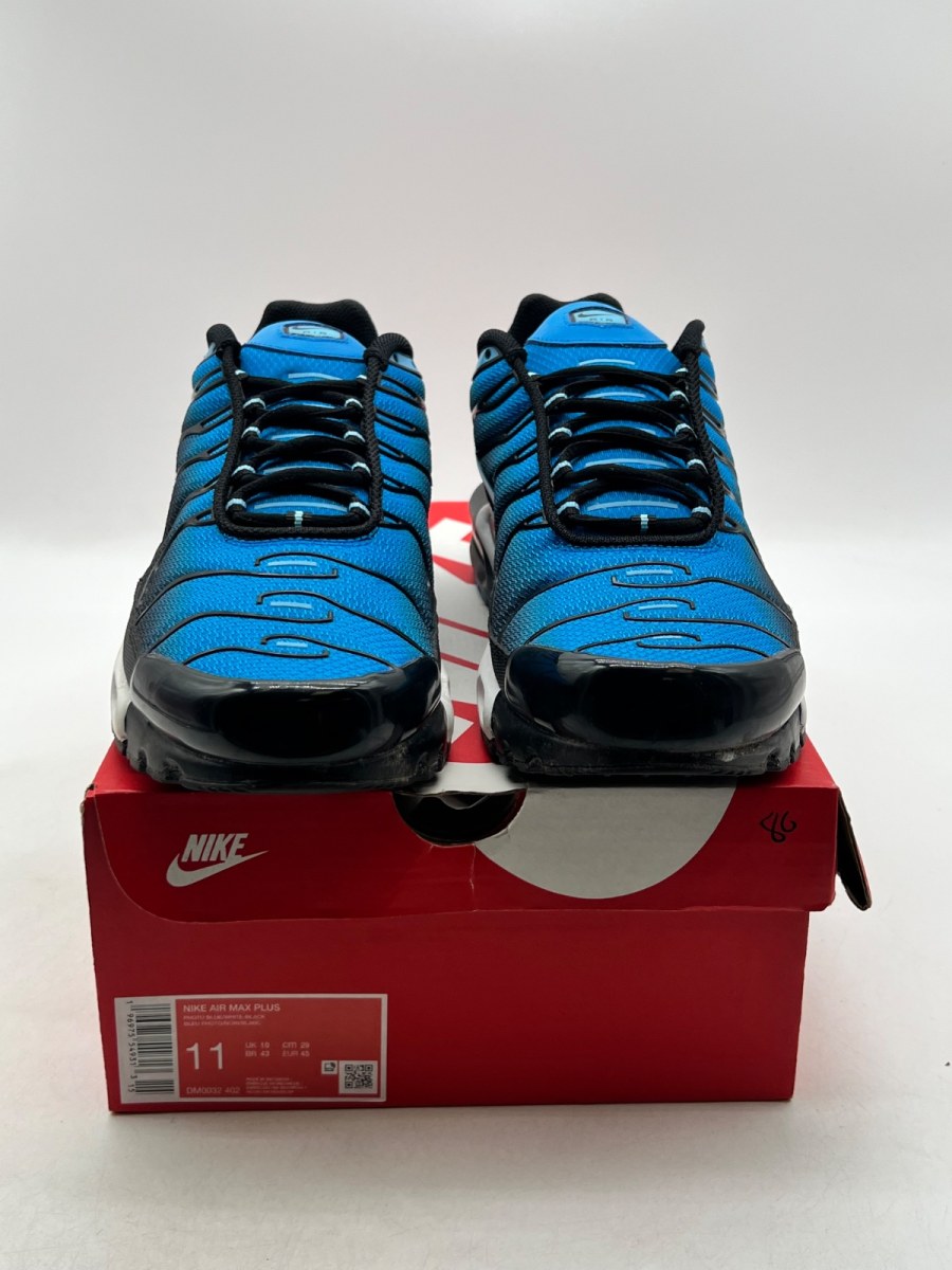 Nike Air Max Plus Aquarius Blue 11 (Moderately Worn Pre-Owned)NikePhoto Blue/Black/Aquarius Blue/White - Image 2