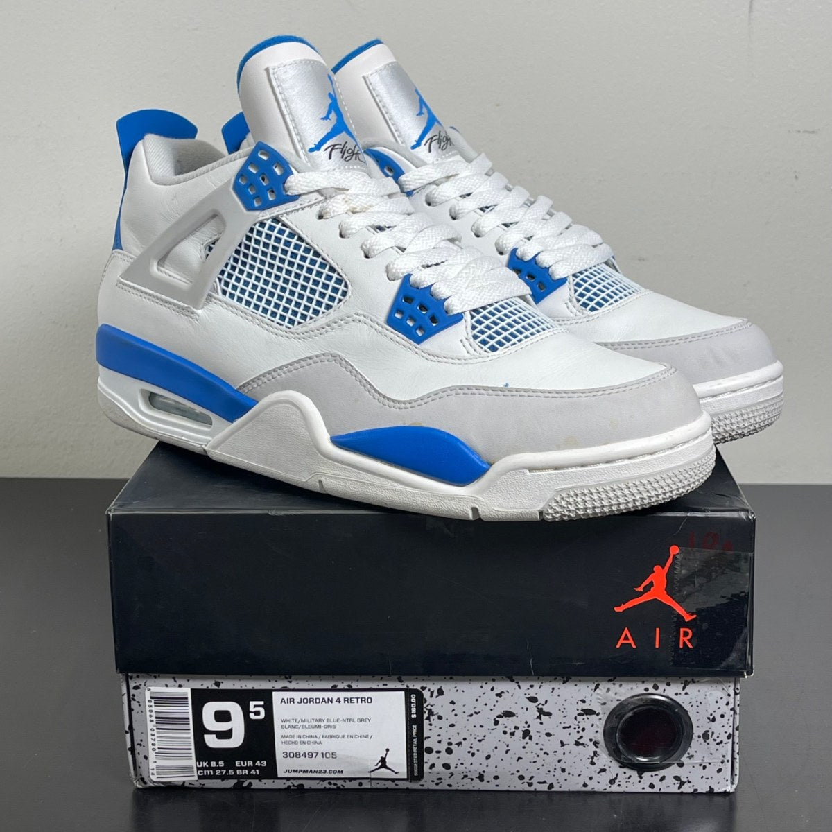 Jordan 4 Retro Military Blue (2012) 9.5 (Moderately Worn Pre-Owned)JordanWhite/Military Blue-Neutral Grey - Image 1