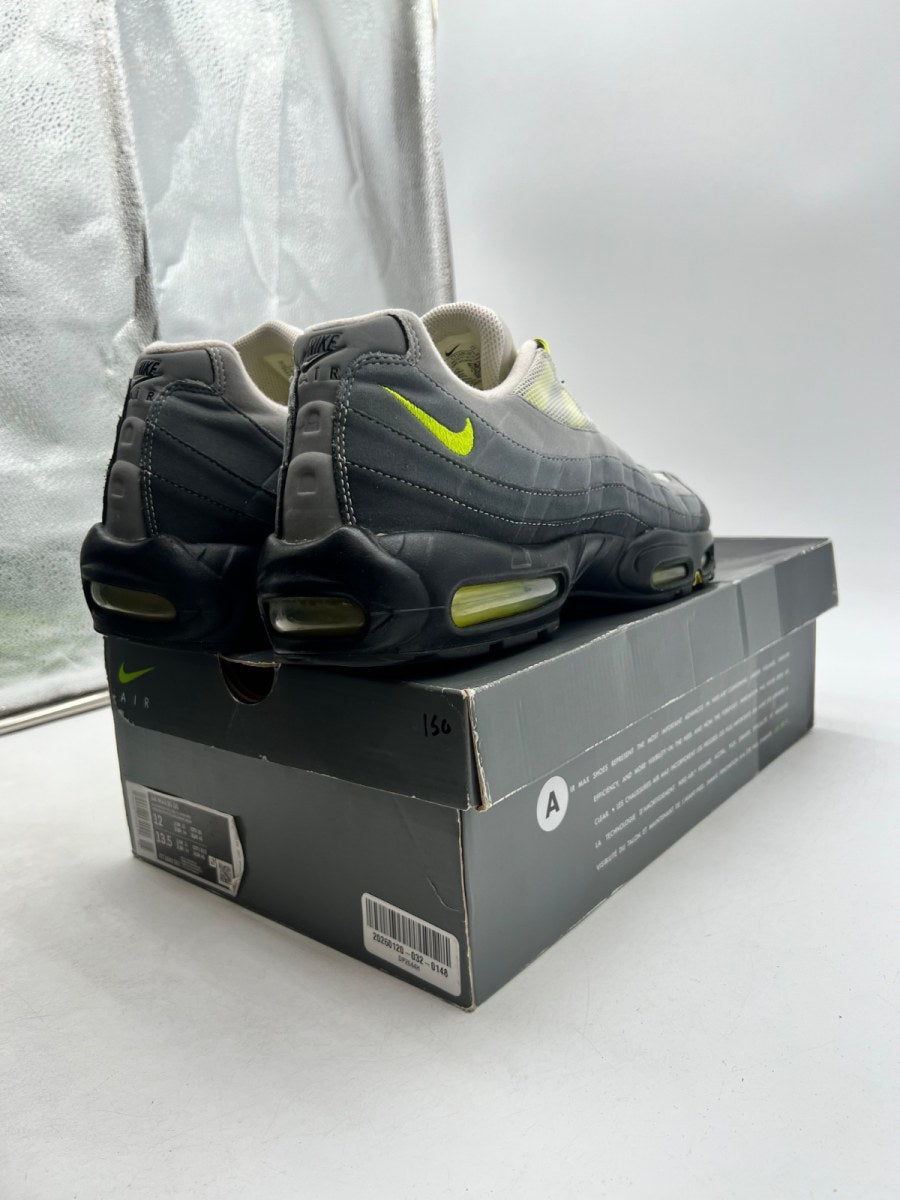 Nike Air Max 95 OG Neon (2020) 12 (Moderately Worn Pre-Owned)NikeBlack/Neon Yellow-Light Graphite - Image 5