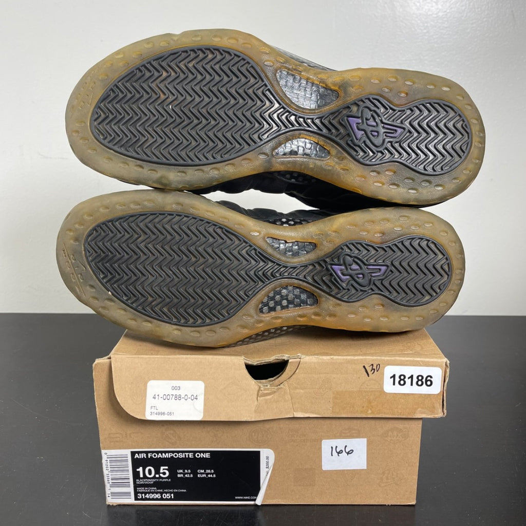 Nike Air Foamposite One Eggplant 10.5 (Moderately Worn Pre-Owned)NikeBlack/Varsity Purple - Image 5