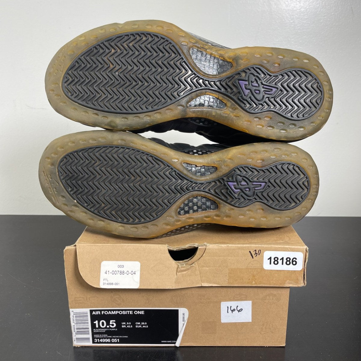 Nike Air Foamposite One Eggplant 10.5 (Moderately Worn Pre-Owned)NikeBlack/Varsity Purple - Image 5